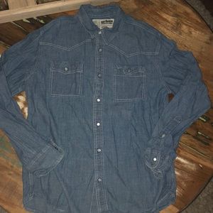 Men’s med denim shirt